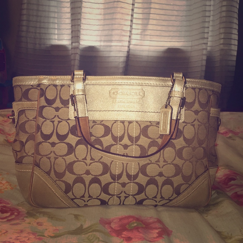Coach purse